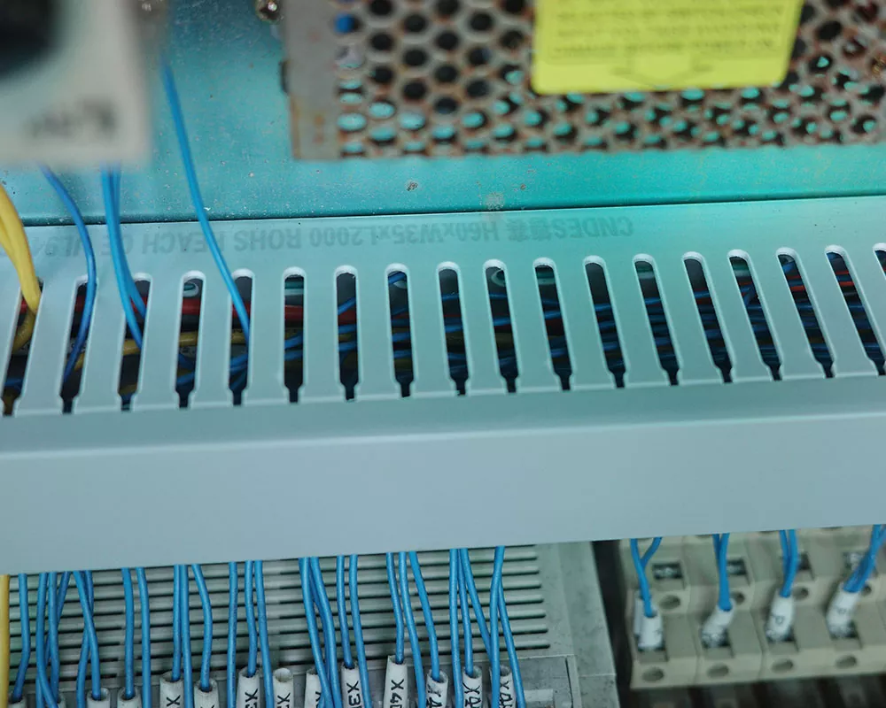 Apakah model dan spesifikasi biasa bagi saluran plastik PVC?